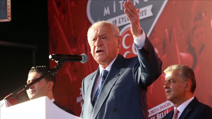 Bahçeli: (Yunanistan Başbakanı Miçotakis) Tacizlerinizin bedelini misliyle ödetmeye kanımızla, canımızla geliriz