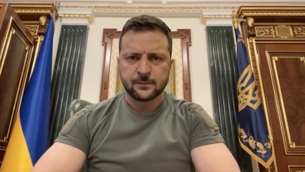 Зеленский заявил об обстреле Южноукраинской АЭС