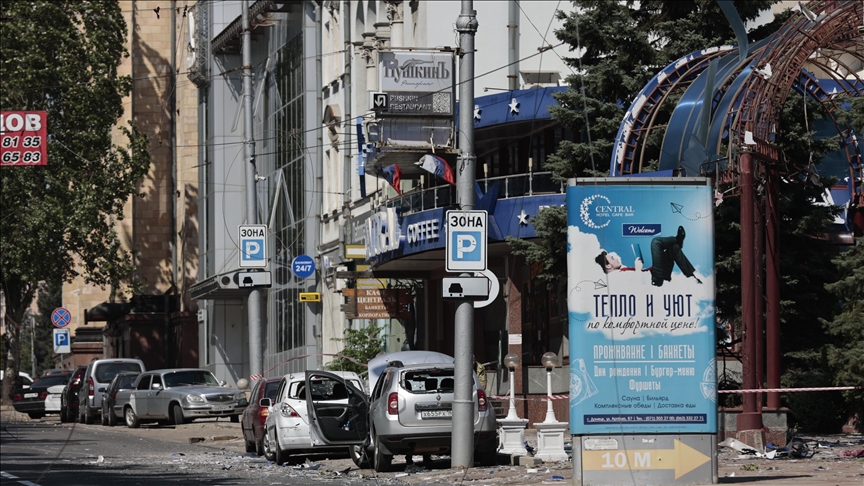 Ukrayna’daki ayrılıkçı yönetimler Rusya’ya katılmak için referanduma gidiyor