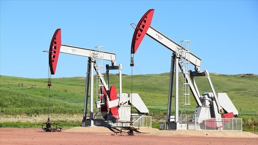 Нефть дорожает на опасениях снижения поставок черного золота