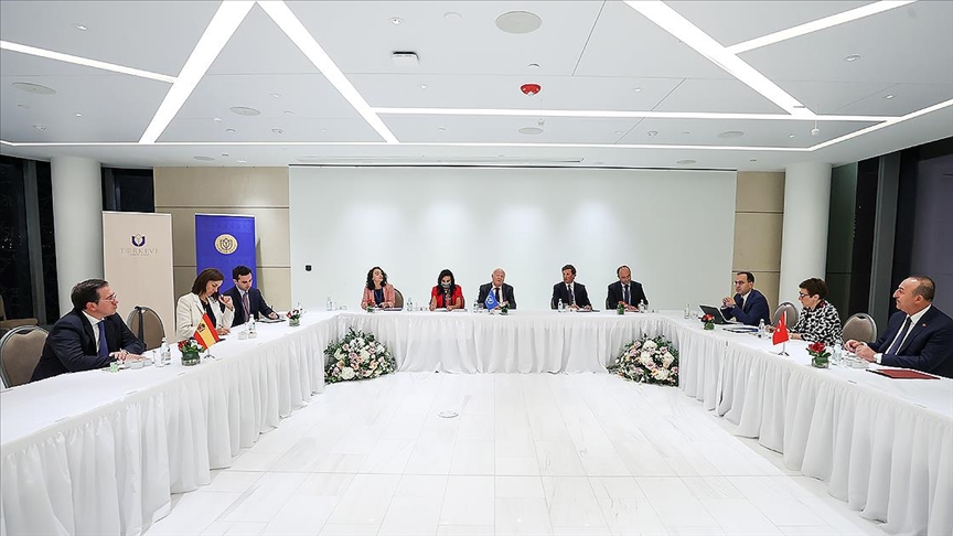 Bakan Çavuşoğlu, ABD'deki temaslarında Ukrayna ve NATO konularını değerlendirdi