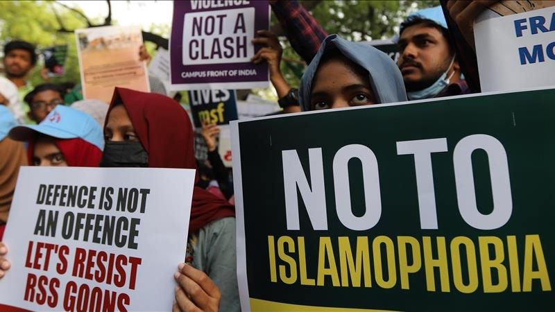 Отчет об исламофобии в Европе-2021: ксенофобия достигла угрожающих масштабов