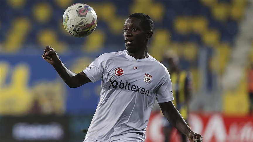 Sivasspor'un vazgeçilmezi Max Gradel gol yükünü de omuzluyor 