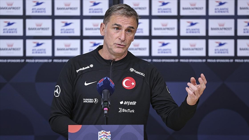 A Milli Futbol Takımı'nın teknik direktörü Kuntz: Grup maçlarını galibiyetle tamamlamak istiyoruz