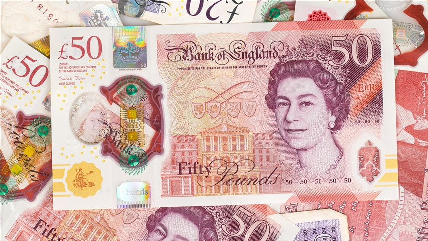 İngiliz sterlini, dolar karşısında tüm zamanların en düşük seviyesini gördü