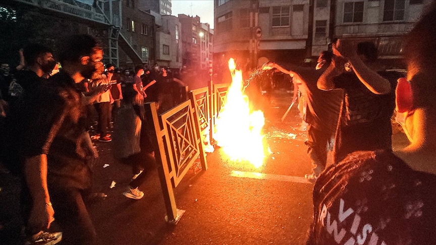 İran'daki protestolarda terör örgütlerinin etkisi ve potansiyeli