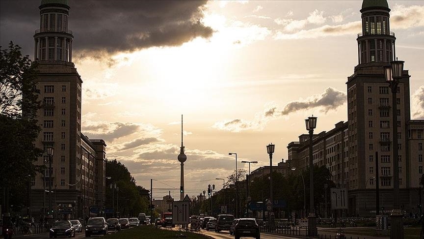 Thousands march in eastern Germany to protest soaring energy prices