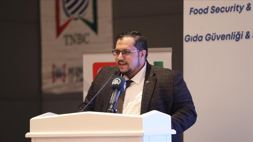 اجتمع مستثمرون أتراك وأفارقة وعرب على نافذة مؤتمر الأمن الغذائي في تركيا اجتمع مستثمرون أتراك وأفارقة وعرب على نافذة مؤتمر الأمن الغذائي في تركيا