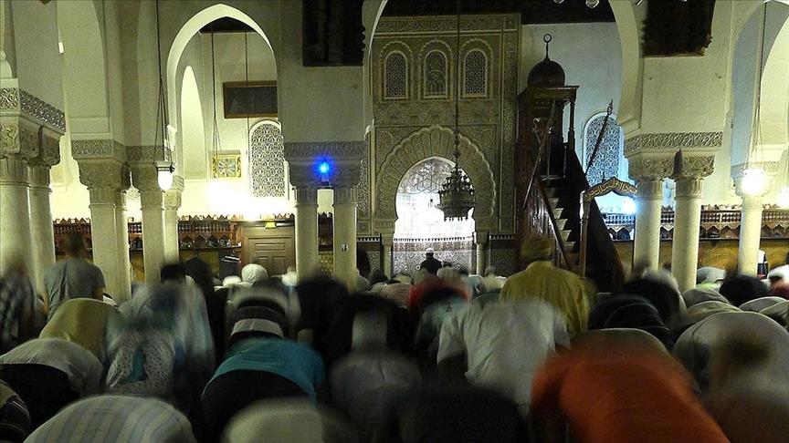 France to close another mosque