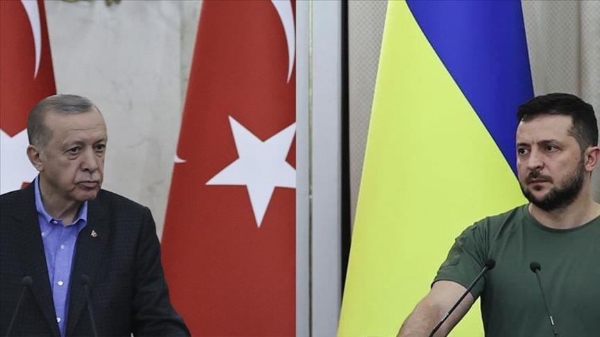 Turkish, Ukrainian presidents discuss war in Ukraine over phone