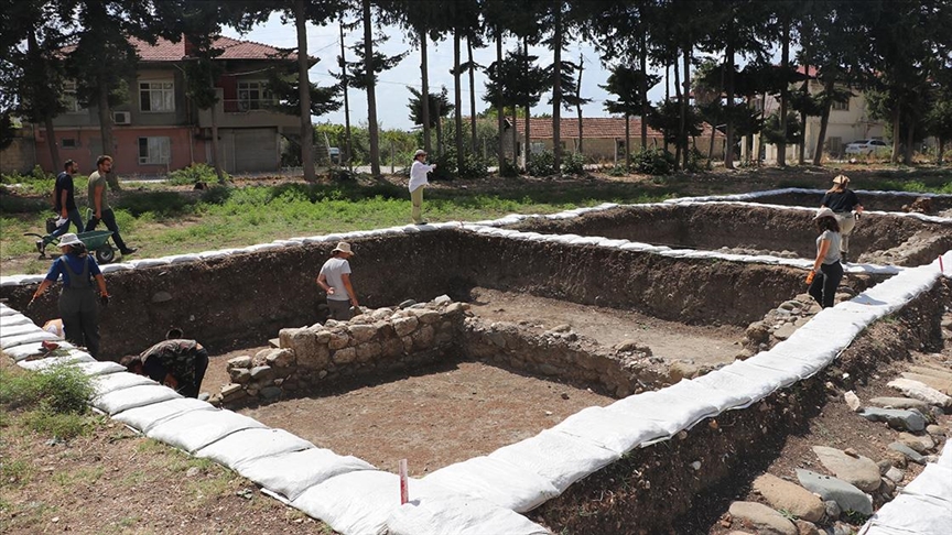 Antakya Antik Hipodrom'da eğlence ve oyun mekanları bulundu'da eğlence ve oyun mekanları bulundu