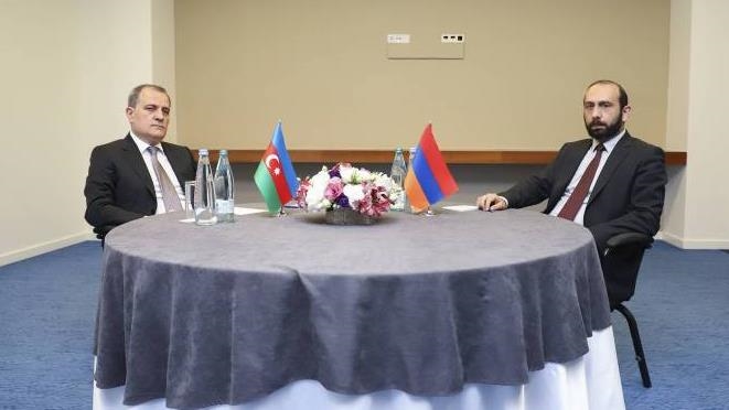 Главы МИД Армении и Азербайджана обсудят в Женеве мирный договор