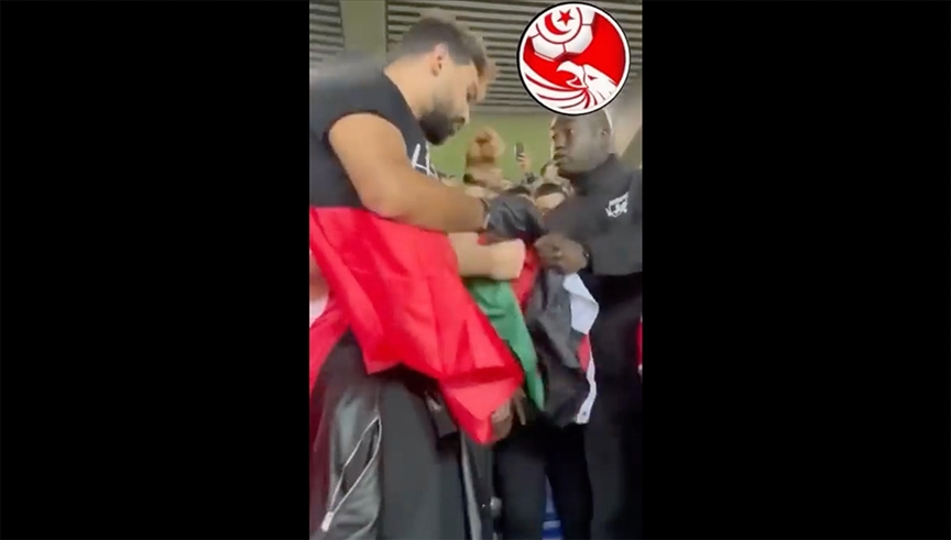 Fransa'da Tunus-Brezilya arasındaki dostluk maçında Filistin bayrağına müdahale tepki çekti