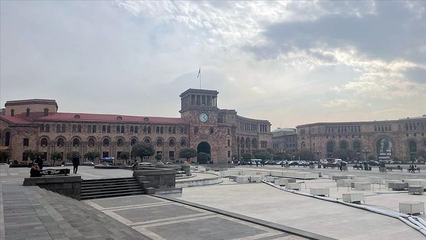 Armenia reportedly buys weapons from India worth $245M