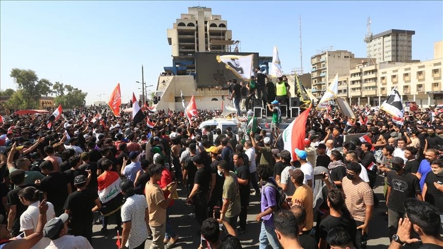 Irak : des centaines d'Irakiens manifestent en commémoration du troisième mouvement populaire