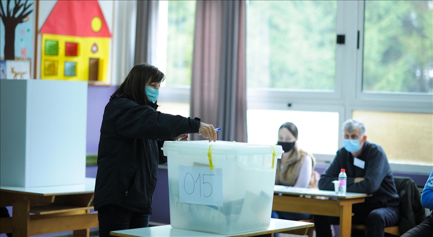 Voters in Bosnia Herzegovina head to polls to shape country's future