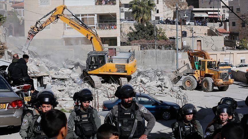 الجيش الإسرائيلي يهدم منازل ومنشآت فلسطينية بالضفة