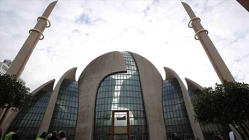 Muslims in Germany’s Cologne welcome Friday call to prayer over loudspeaker