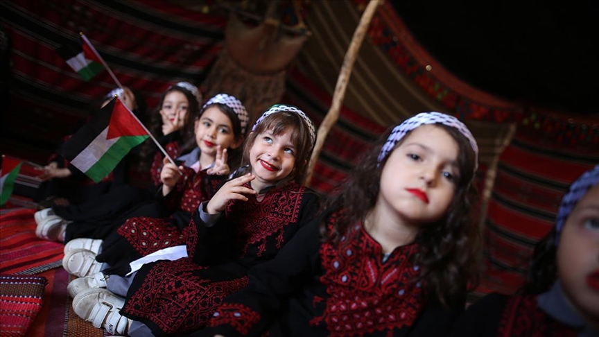 غزة.. افتتاح معرض لإحياء يوم "التراث الفلسطيني"