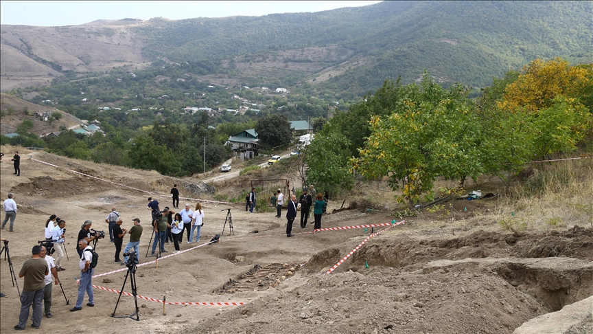 В Карабахском регионе обнаружено массовое захоронение азербайджанских солдат