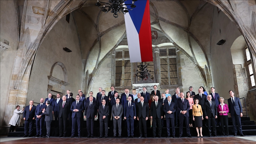 Prahoje prasideda pirmasis Europos politinės bendrijos viršūnių susitikimas