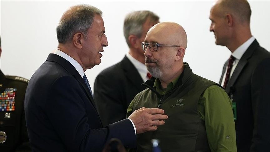 Министр обороны Турции Акар и министр инфраструктуры Украины Кубраков обсудили «зерновой коридор»