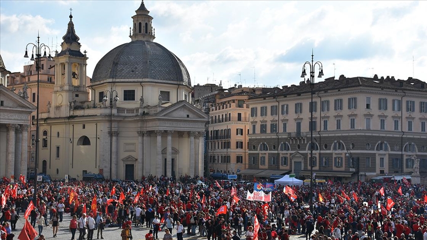 I lavoratori italiani hanno marciato per alzare la voce al nuovo governo e all’UE