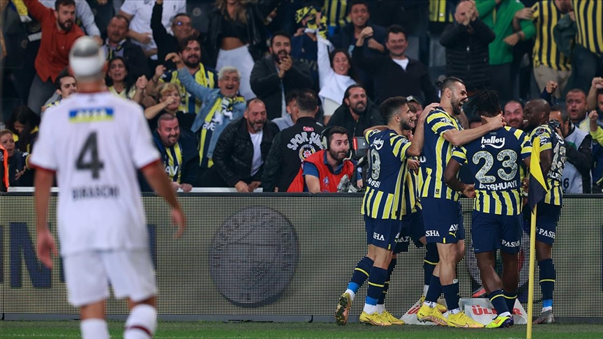 Geriden gelen Fenerbahçe, uzatmalarda kazanmayı bildi