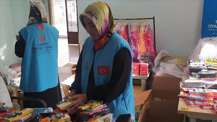Свыше 1,2 тыс. сирот в Турции получили помощь от Религиозного фонда страны