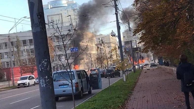 Ukraina bunyikan sirine darurat atas rentetan serangan rudal Rusia