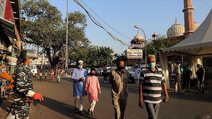 Turba hindú ataca mezquita en pueblo del norte de India
