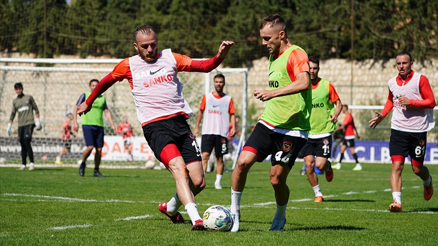 Gaziantep FK yarın Konyaspor'a konuk olacak
