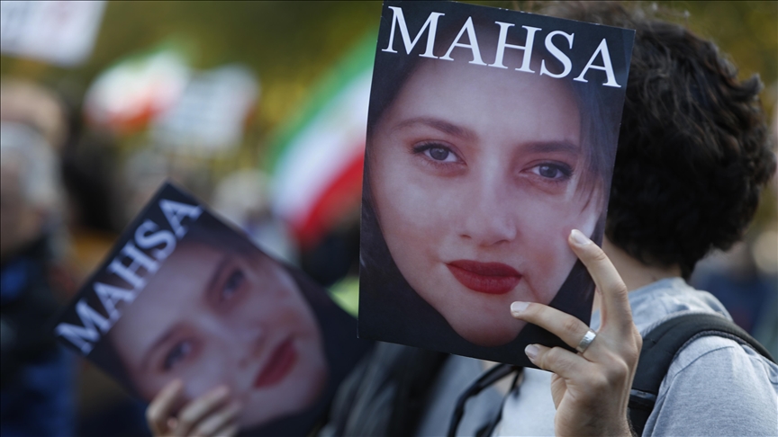 İran'da Mahsa Emini'nin ölümü sonrası başlayan protestolar sürüyor