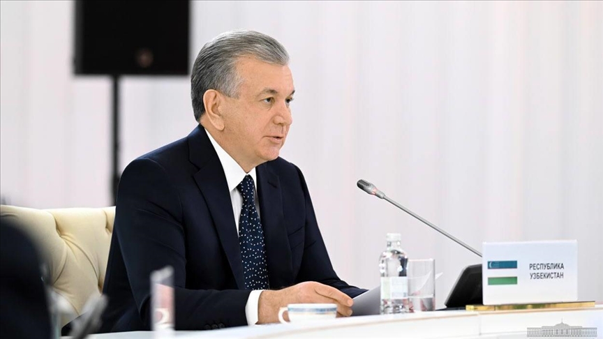 Мирзиёев посетит с официальным визитом Туркменистан