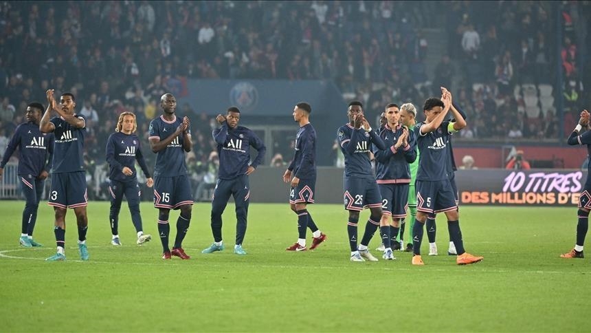 Football - Ligue 1. Réveil en fanfare du PSG, Nice voit rouge