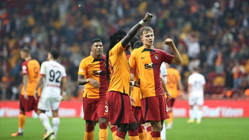 Galatasaray kupada turu farklı skorla aldı