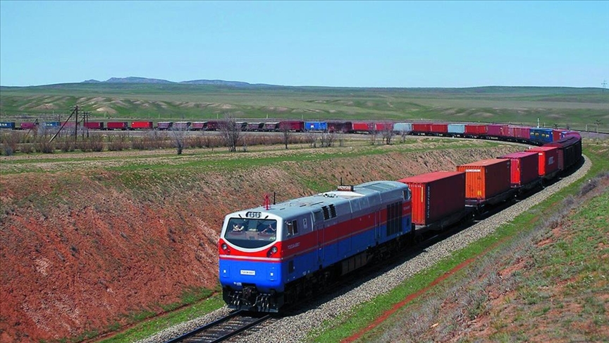 Ж/д перевозки грузов в Казахстане достигли 123,7 млн тонн