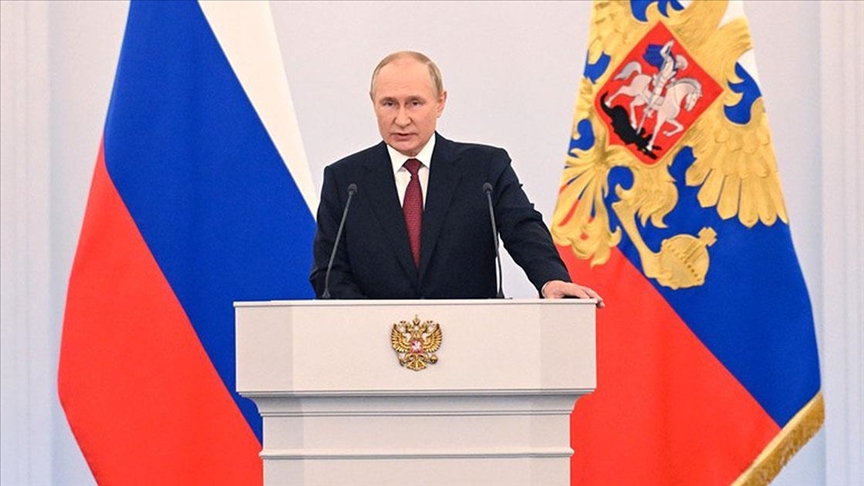 Putin inspects training of mobilized recruits