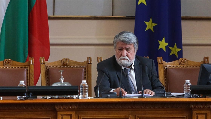 Bulgaristan'ın yeni Meclis Başkanı, Türk kökenli Raşidov oldu