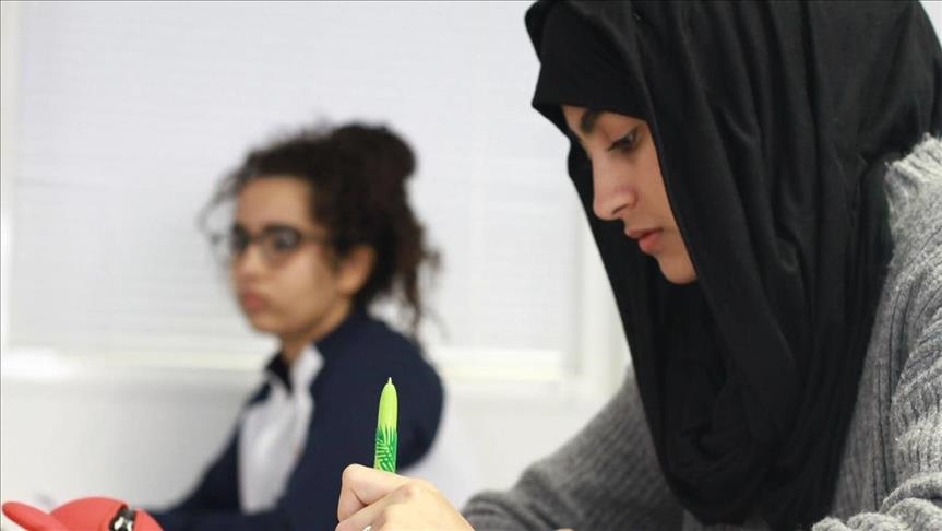Les écoliers musulmans en France refusent souvent des choix alimentaires qui correspondent à leurs croyances