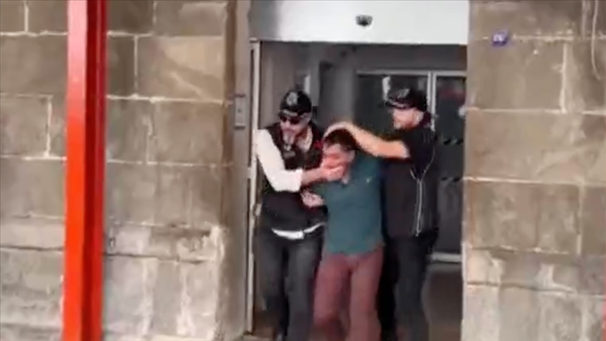 Bursa'da infaz koruma memurlarını taşıyan servis aracına yönelik saldırının firari faili yakalandı