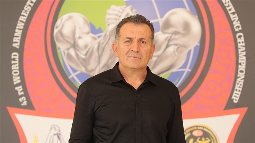Bilek güreşinde 'bileği bükülmez' sporcularla zirve hedefi 
