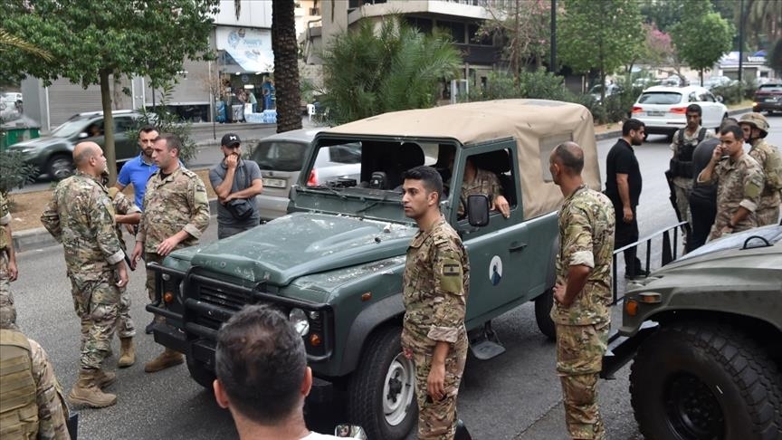 В Ливане вкладчик взял в заложники сотрудников банка