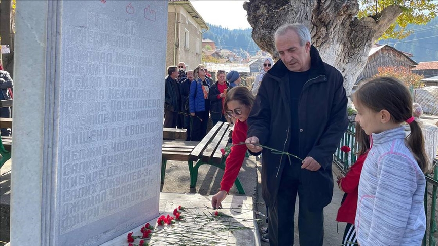Kocaeli'deki göçmenler Bulgaristan'daki soydaşlarının acılarını unutturmama mücadelesi veriyor