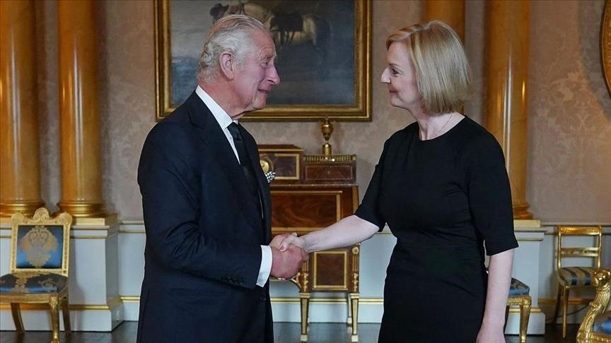 Royaume-Uni : Liz Truss remet sa démission au roi Charles III