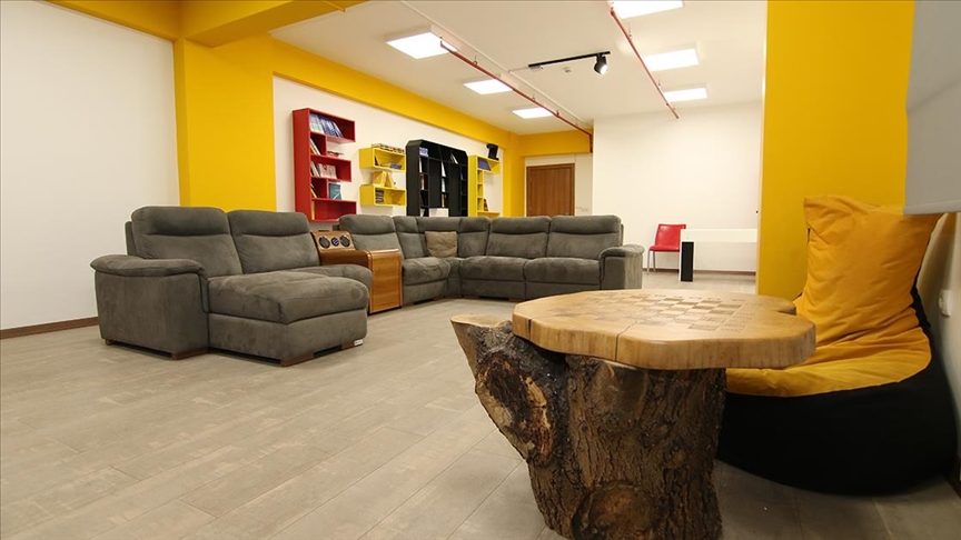 Sakarya'da GSB yurtları yaşam merkezi gibi hizmet veriyor