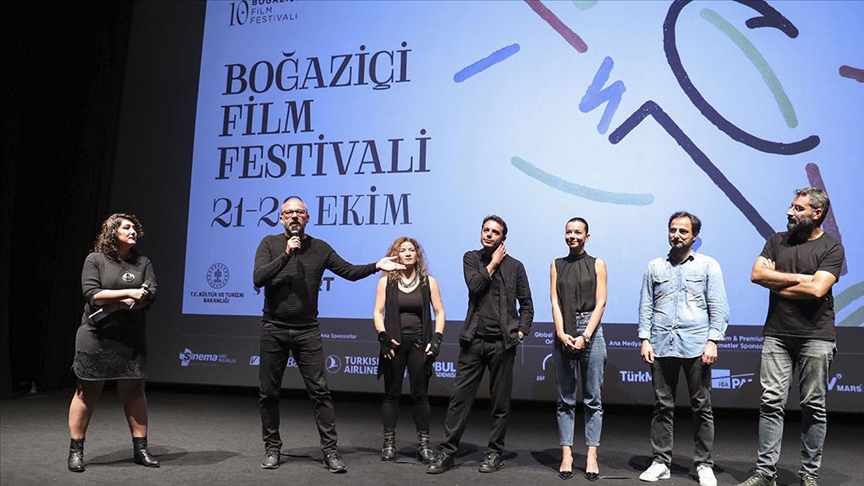 "Bir Umut" filmi aile içi ilişkileri farklı yönleriyle masaya yatırıyor
