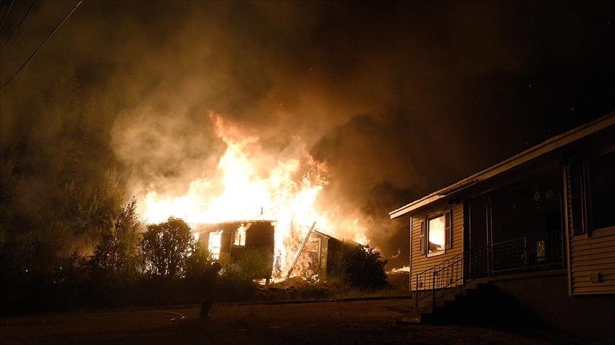 8 people killed in Oklahoma house fire