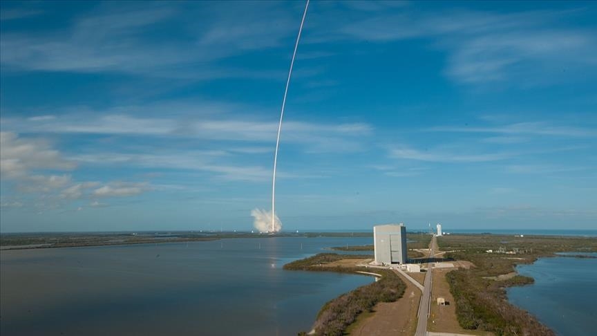 SpaceX осуществила запуск ракеты с группировкой микроспутников Starlink