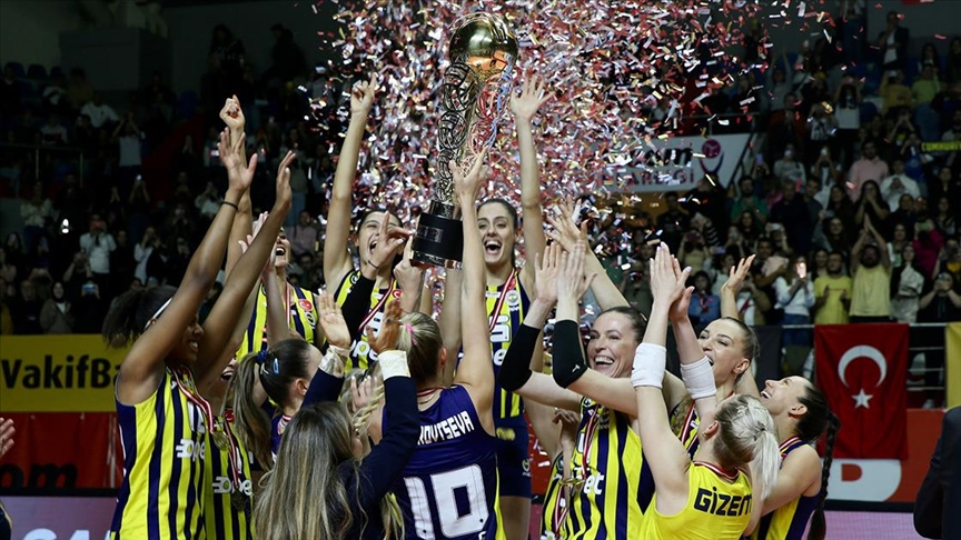 Voleybolda 2022 Kadınlar Spor Toto Şampiyonlar Kupası Fenerbahçe Opet'in